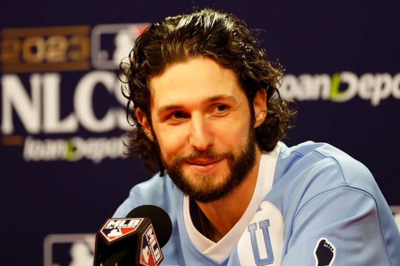 Facing elimination in World Series, D-backs rely on former UNC star Zac Gallen in Game 5 Zac Gallen.