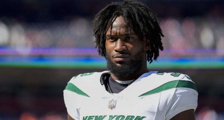 Jets cut former UNC back Michael Carter; players clear air in meeting New York Jets running back Michael Carter looks on against the Denver Broncos before an NFL football game, Oct. 8, 2023, in Denver. The Jets waived Carter on Tuesday, Nov. 14. (AP Photo/Jack Dempsey, File)