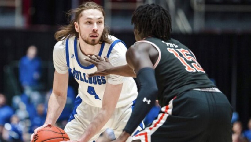 Big South Player of the Year Drew Pember returned for another season at UNC Asheville and a chance to take the Bulldogs to back-to-back NCAA Tournaments. (Jacob Kupferman / AP Photo)