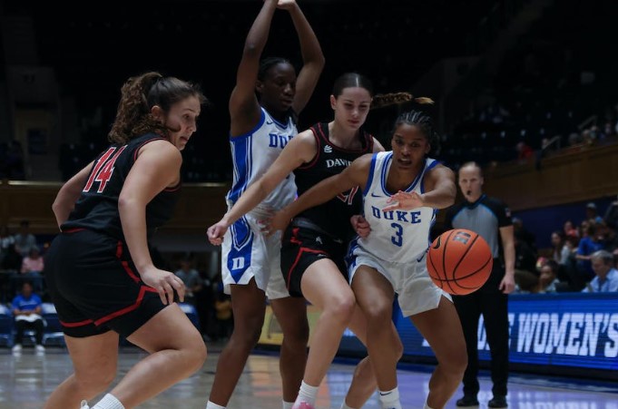 Ashlon Jackson (3) reaches for a loose ball during Duke's defeat to Davidson. Photo by Olivia Schramkowski | The Chronicle.