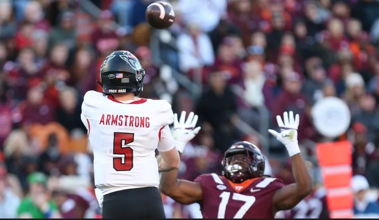 Armstrong lifts NC State to 35-28 win over Virginia Tech