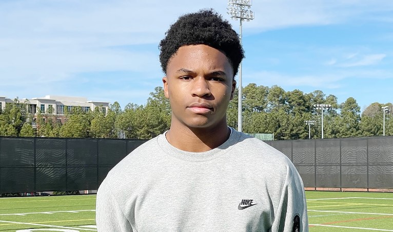 Duke first to offer Hillside LB Isaiah Deloatch Isaiah Deloatch.
