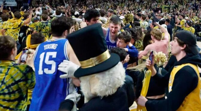 New video shows exact moment Filipowski suffered injury amid court-storming