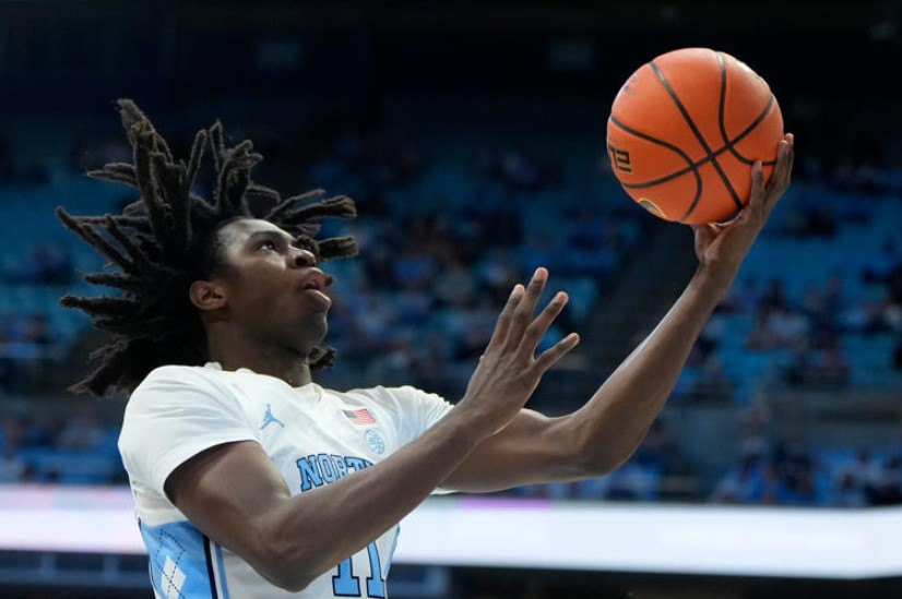 North Carolina Tar Heels guard Ian Jackson (11) shoots in the second half at Dean E. Smith Center. Mandatory Credit: Bob Donnan-Imagn Images © Bob Donnan-Imagn Images