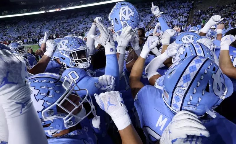 Huskies vs Tar Heels 2024 Fenway Bowl: How to watch, kick off time