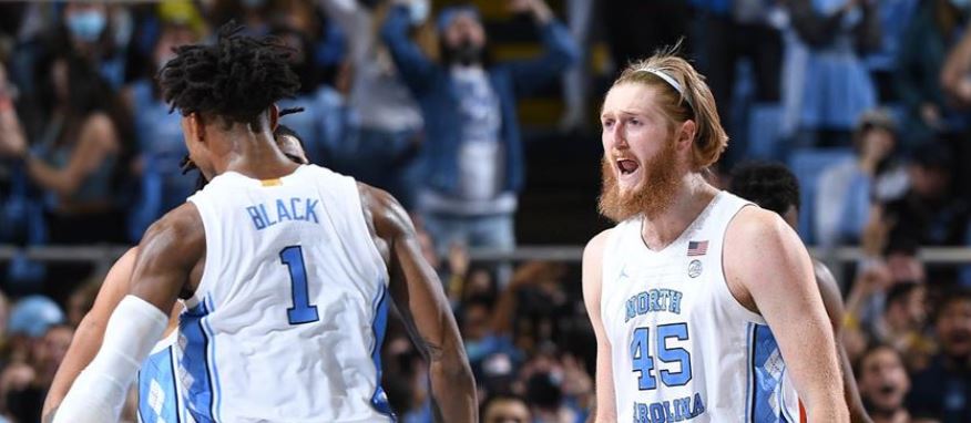 Tar Heels hold Cavs down to advance