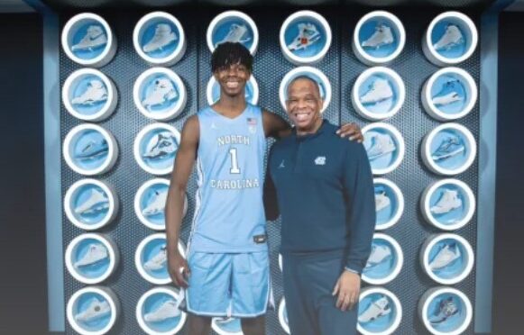Kentucky Threatens UNC Basketball Chance to Land Five-Star Gem