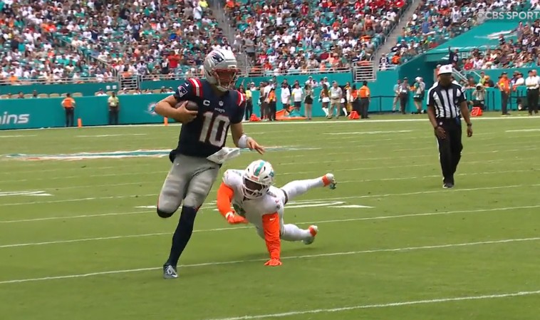 Former Tar Heel Drake Maye comes to life in win over Dolphins