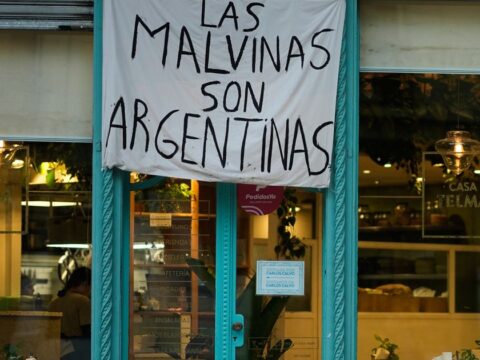 A World Cup banner turns the Malvinas into a cultural obsession for a new generation in Argentina