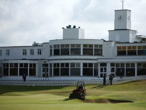 Former grocery delivery man Joe Dean earns the final spot in British Open Former grocery delivery man Joe Dean earns the final spot in British Open