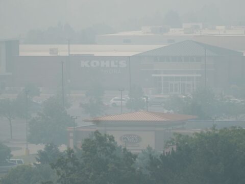 Mets-Phillies start time moved, MLS game between Vancouver-Chicago ppd. due to wildfire smoke