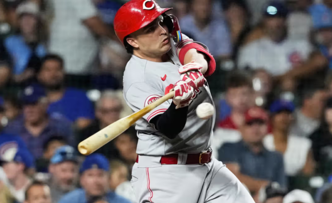 Rookie Sal Stewart homers for the 3rd straight game, helping the Reds beat the Cubs 7-5