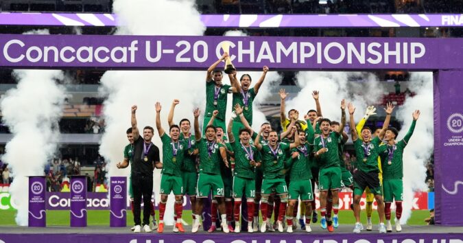 Alfaro’s 2 headers lift Mexico to a 2-0 win over the US to retain CONCACAF U-20 title