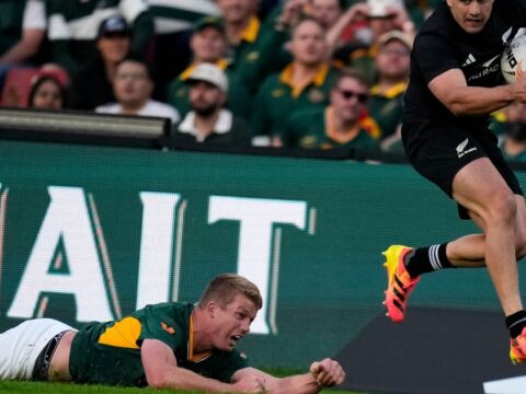 All Blacks stun South Africa 33-16 at Ellis Park and snap Springboks' 12-test win streak