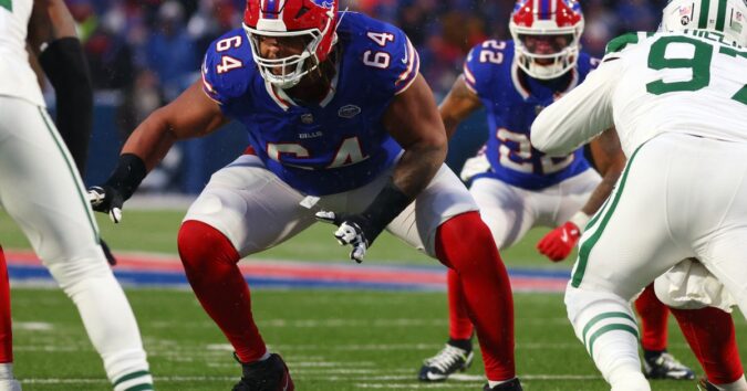 Bills continue investing in protecting Allen by signing guard Torrence to 4-year contract extension