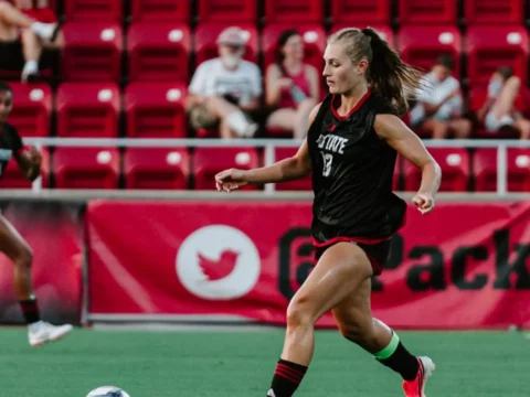 Bordeleau Named IWSOC/USC Forward to Watch