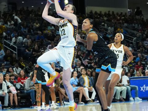 Caitlin Clark scores 37 points as the Fever beat the Sky 113-90 Caitlin Clark scores 37 points as the Fever beat the Sky 113-90