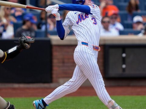 Carson Benge hits a two-run homer to help the surging Mets past the Padres, 4-2 Carson Benge hits a two-run homer to help the surging Mets past the Padres, 4-2