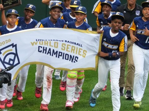 Curaçao wins its 2nd Little League World Series, beating Nevada 11-2 behind De Windt and De Lanoi
