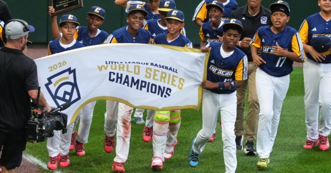 Curaçao wins its 2nd Little League World Series, beating Nevada 11-2 behind De Windt and De Lanoi