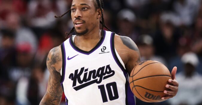 DeMar DeRozan agrees with Nuggets on 1-year deal for veteran minimum, AP source says