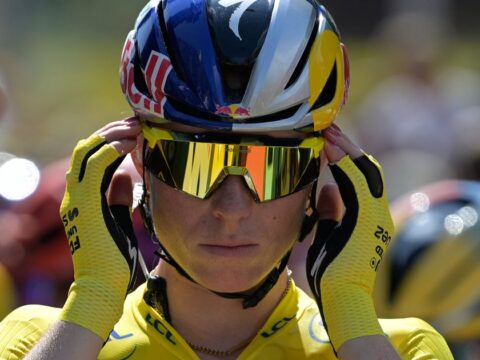 Demi Vollering is defending the race leader’s yellow jersey on final stage of Women’s Tour de France Demi Vollering is defending the race leader's yellow jersey on final stage of Women's Tour de France