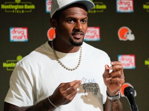 Deshaun Watson named Cleveland Browns starting quarterback, AP source says Deshaun Watson named Cleveland Browns starting quarterback, AP source says