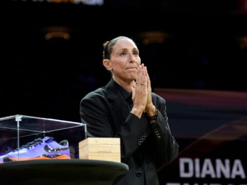 Diana Taurasi inducted into the Mercury Ring of Honor as franchise celebrates 20 years of excellence