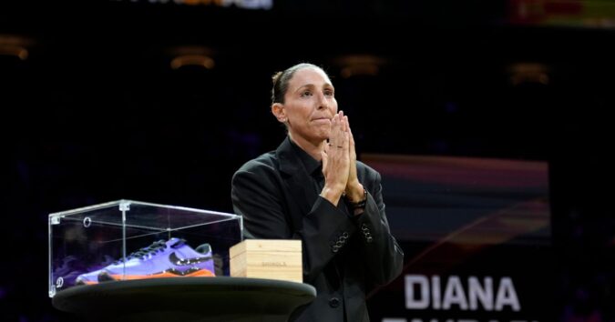 Diana Taurasi inducted into the Mercury Ring of Honor as franchise celebrates 20 years of excellence