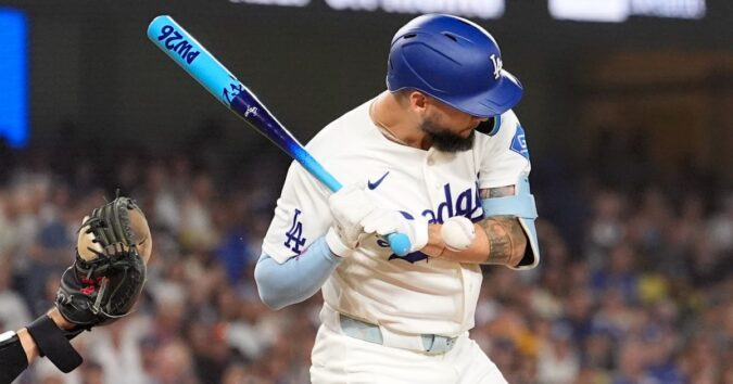Dodgers' Andy Pages fractures hand on hit by pitch vs the Pirates