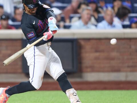 Francisco Lindor and Jared Young homer to lead Mets past Nationals 4-1