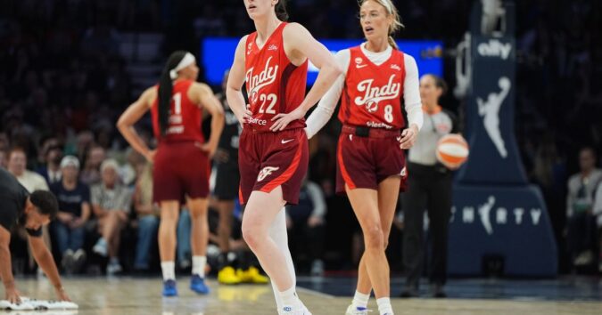 Gray hits buzzer-beating 3s after Clark's mistakes to lift Aces past Fever 86-84 in OT