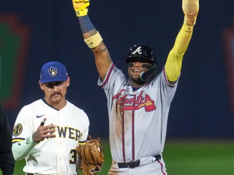Harris homers, Mahle pitches 5 strong innings as Braves beat Brewers 4-2 in Little League Classic