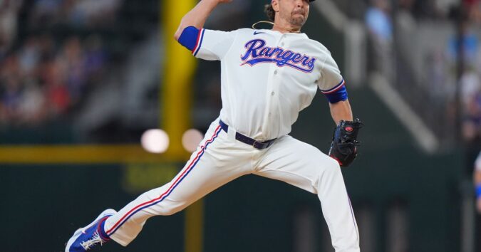 Jacob deGrom strikes out 9 and Rangers beat Orioles for 4th win in a row