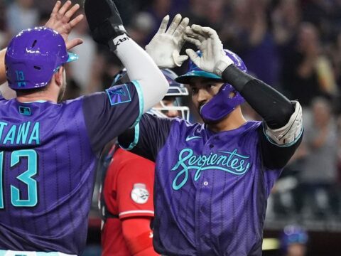 Jordan Lawlar hits a 2-run HR and has 3 RBIs to lead the Diamondbacks past the Reds 9-0 Jordan Lawlar hits a 2-run HR and has 3 RBIs to lead the Diamondbacks past the Reds 9-0