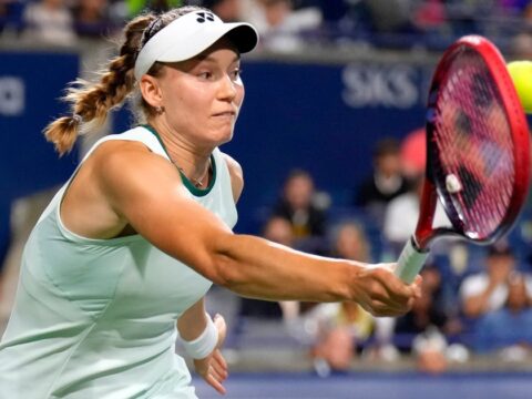 Rybakina beats Gauff 5-7, 6-2, 6-2 to reach the National Bank Open final