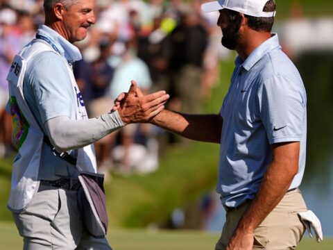 Scottie Scheffler back to his dominant self and opens PGA Tour postseason with 8-shot win