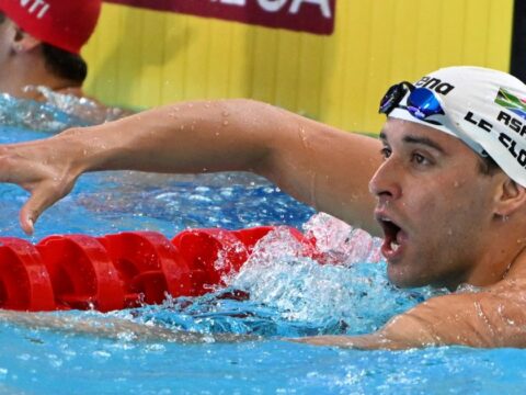 Swimmer le Clos says his home was destroyed in a fire while he was at the Commonwealth Games
