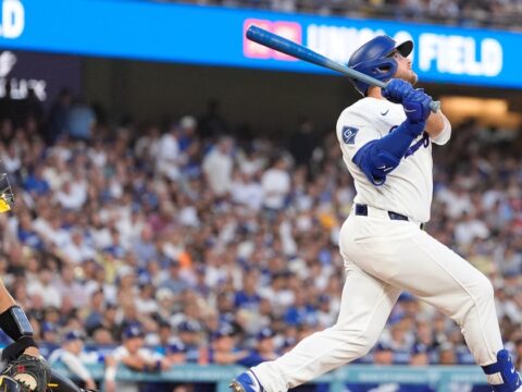 Tommy Edman delivers a 2-strike, 10th-inning walk-off single as the Dodgers edge the Pirates 5-4 Tommy Edman delivers a 2-strike, 10th-inning walk-off single as the Dodgers edge the Pirates 5-4