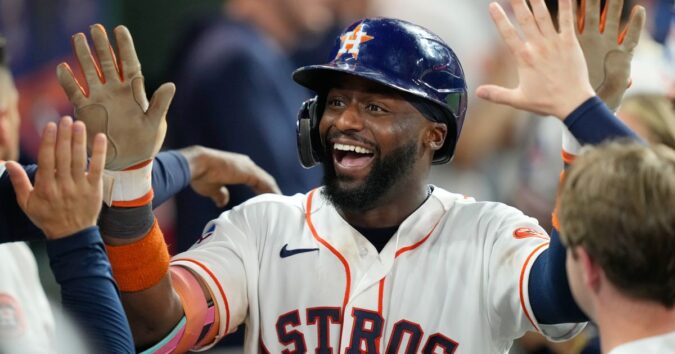 Trammell homers and Altuve has 2 RBIs in the Astros' 7-2 win over the Blue Jays