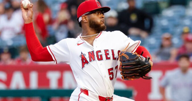 Ureña pitches Angels past Rangers 7-0 as Trout and Guzman lead offense with 3 hits apiece