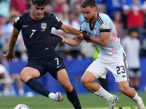 US midfielder Gio Reyna joins French club Strasbourg from Mönchengladbach