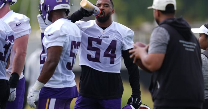 Vikings veteran Jamal Adams will have season-ending surgery for torn quadriceps tendon