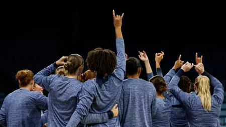 Volleyball Has Final Tune Up Before Regular Season In Win Over High Point