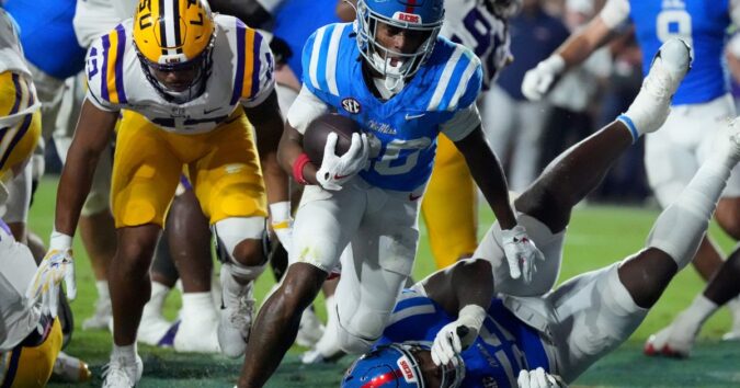 3 of top 4 seeds in the College Football Playoff would be from SEC on bracket based on AP Top 25