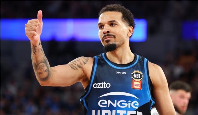 Anthony scores 30 in 22 minutes, makes history in his debut Down Under