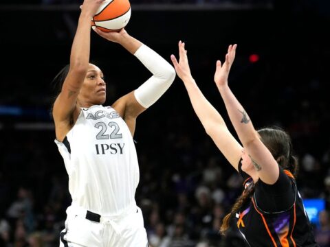 A’ja Wilson wins AP WNBA Player of the Year for 3rd straight year; Angel Reese top defensive player A’ja Wilson wins AP WNBA Player of the Year for 3rd straight year; Angel Reese top defensive player