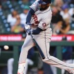 Alvarez hits 41st homer and drives in 3 as Astros blank Mariners 7-0 to tie Rangers atop AL West