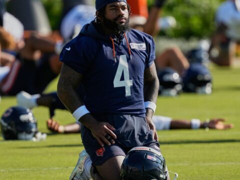 Bears hit by running back injuries as D’Andre Swift exits practice and Kyle Monangai is week to week