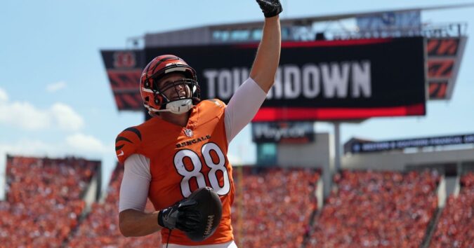Bengals force 4 turnovers, Burrow throws for TD in 33-27 win over the Buccaneers